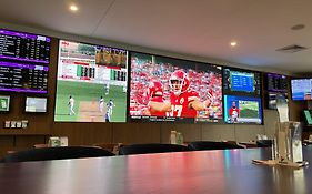 Meadowbrook Hotel Brisbane